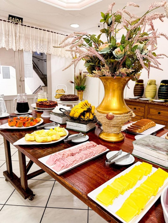 HOTEL FICARE TORRES