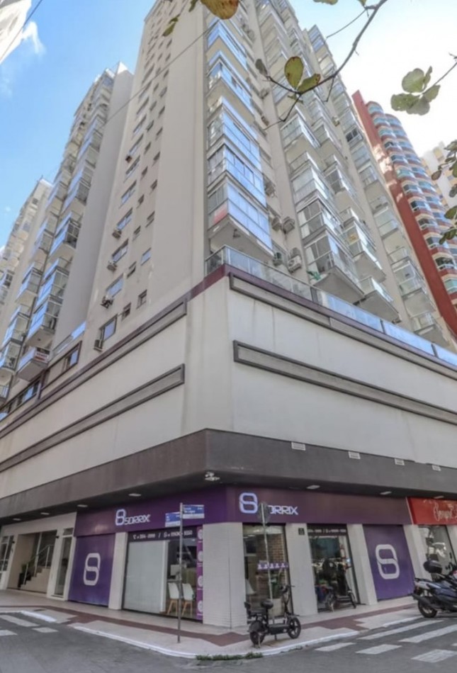 DEPTO TRES (03) DORMITORIOS