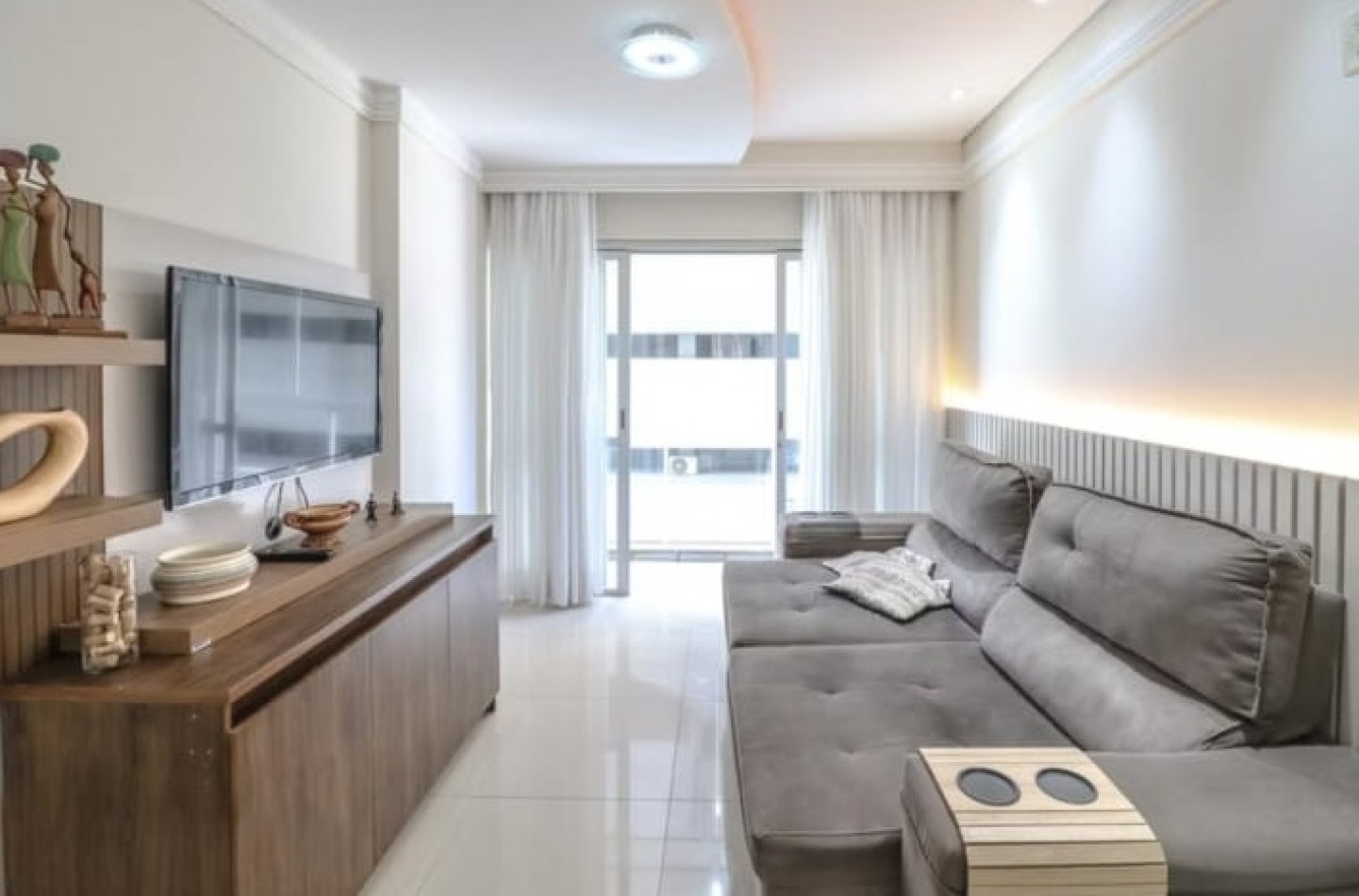 DEPTO TRES (03) DORMITORIOS