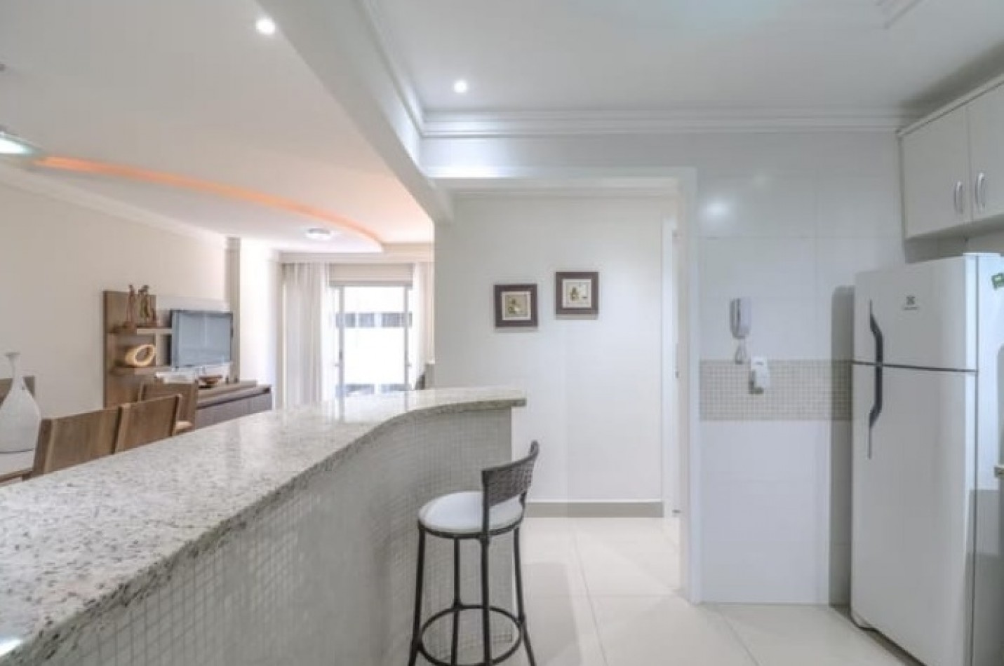 DEPTO TRES (03) DORMITORIOS