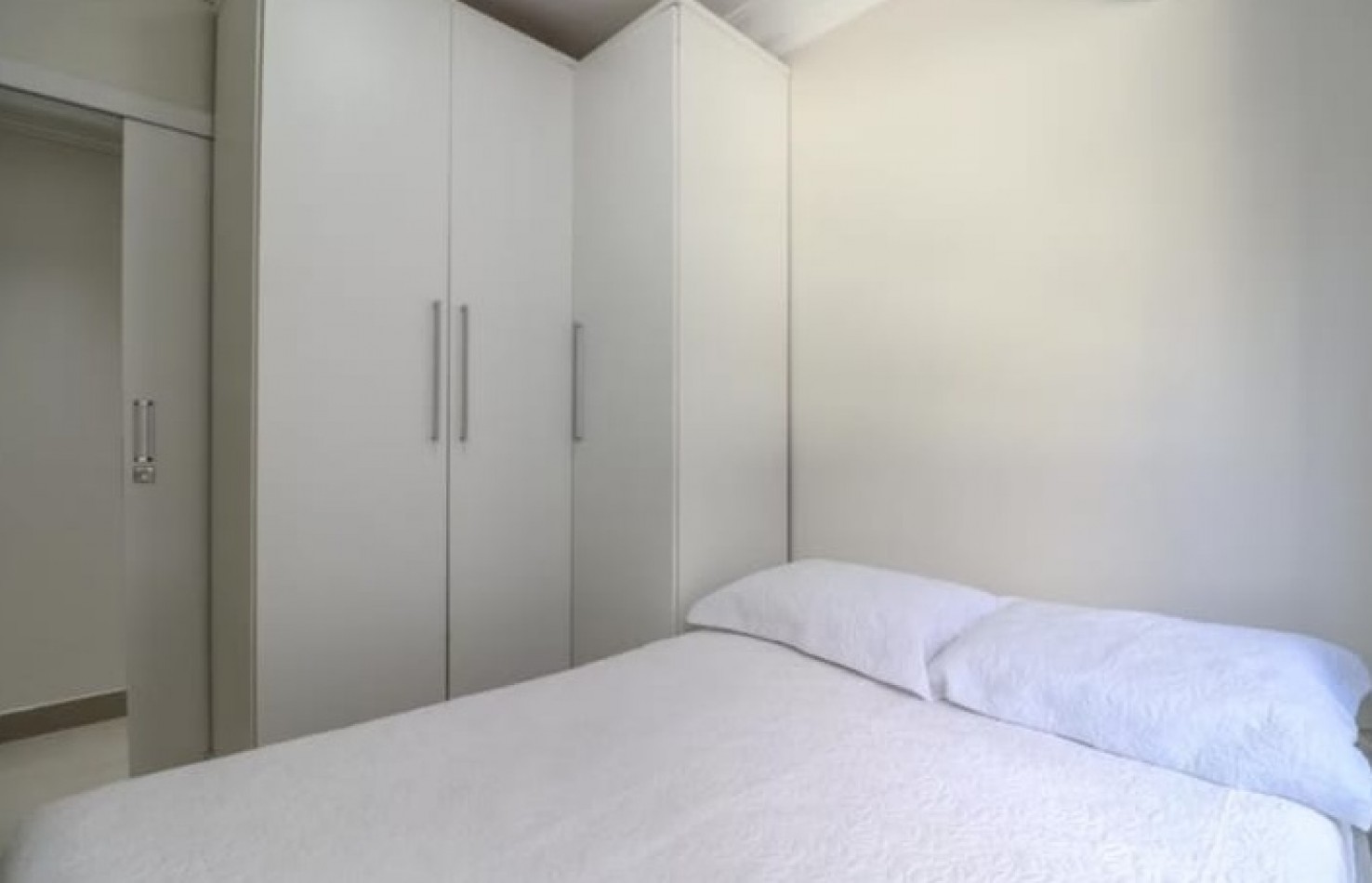 DEPTO TRES (03) DORMITORIOS