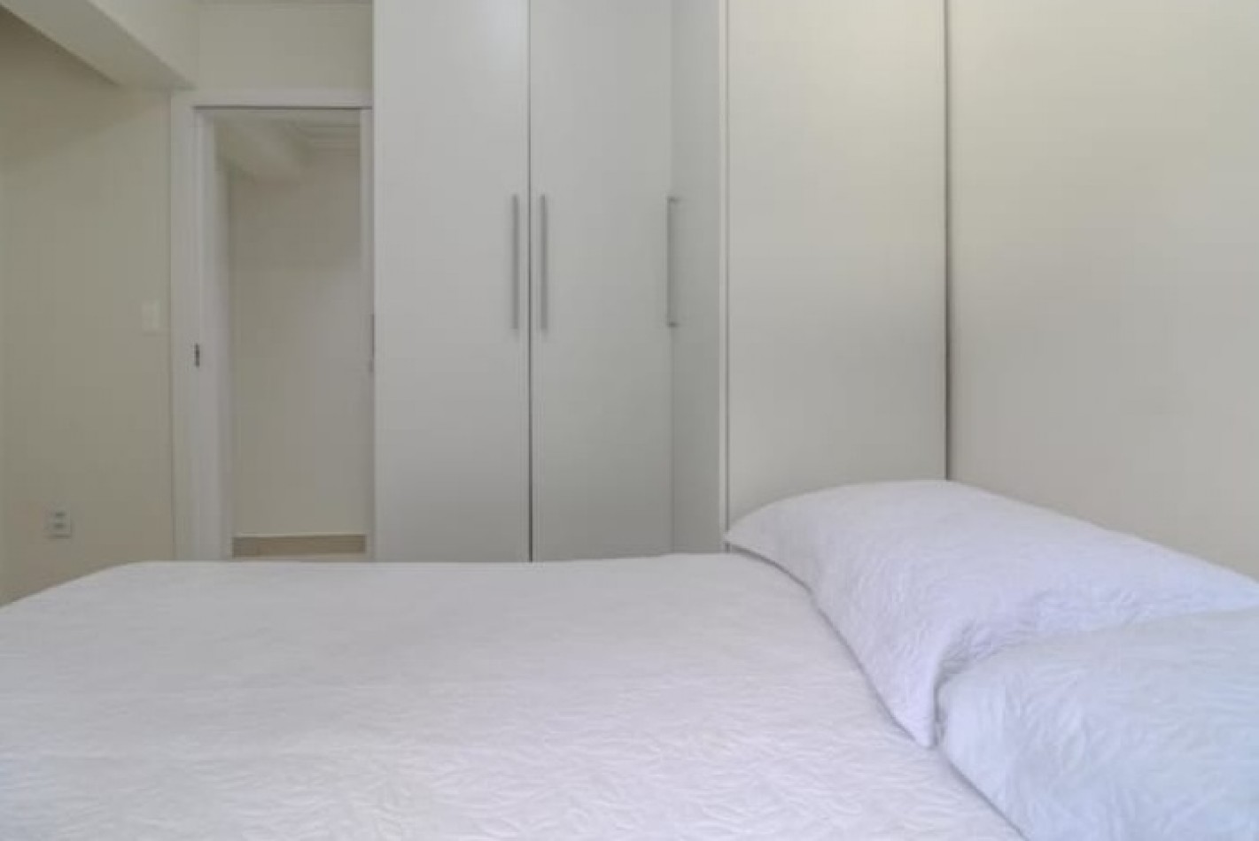 DEPTO TRES (03) DORMITORIOS