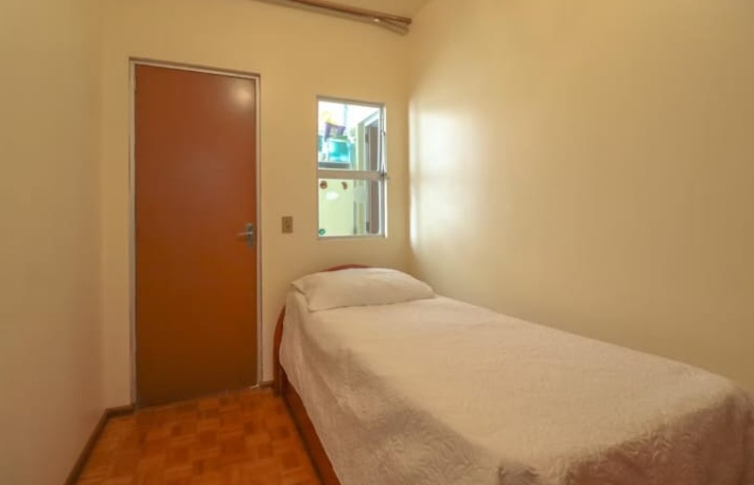 DEPTO. TRES (03) DORMITORIOS- Frente al Mar