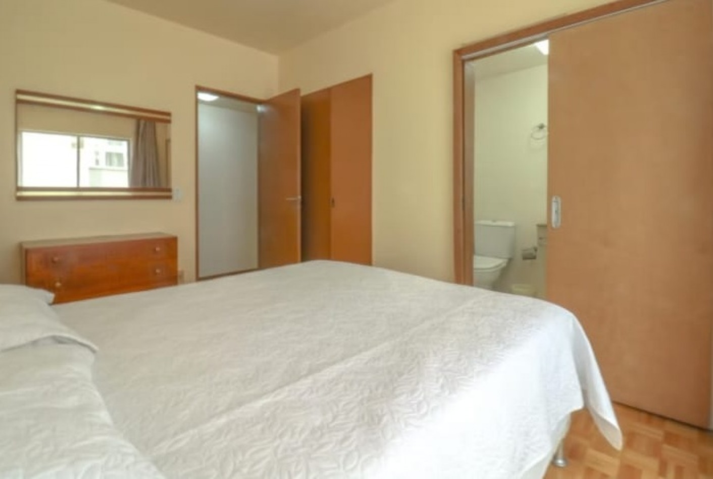 DEPTO. TRES (03) DORMITORIOS- Frente al Mar