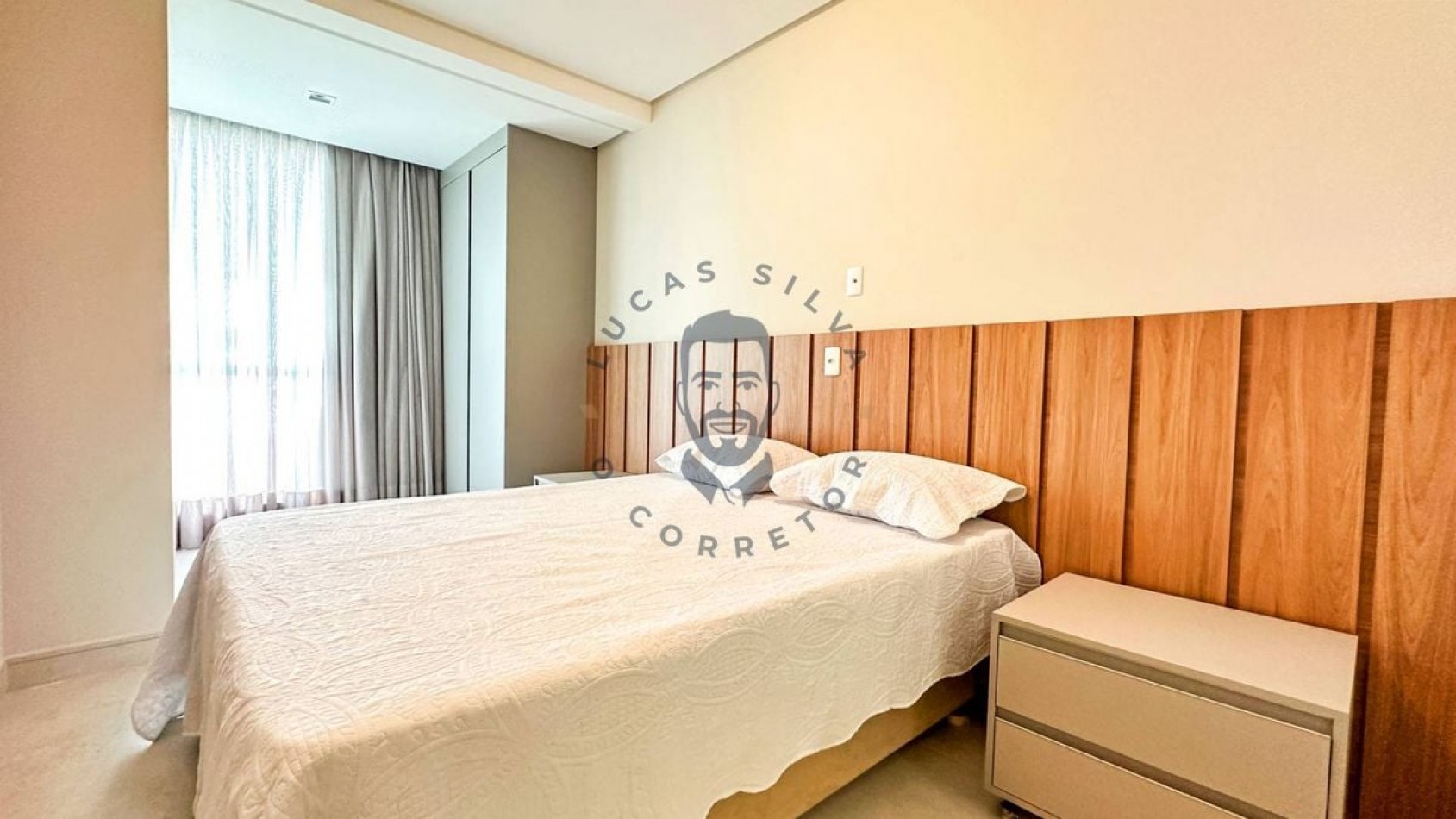 Depto Cuatro (04) Dormitorios en Cobertura (Vista al Mar)