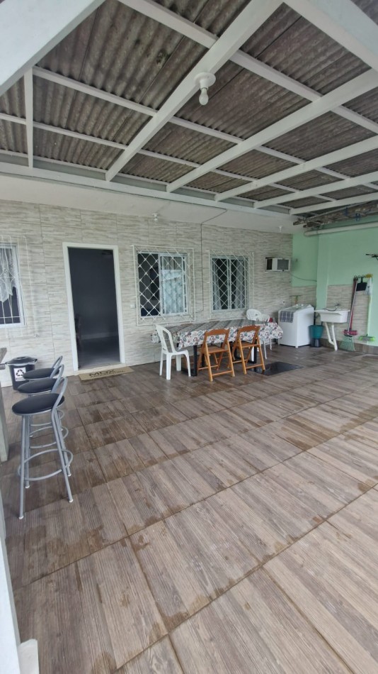 CASA DOS (02) Dormitorios