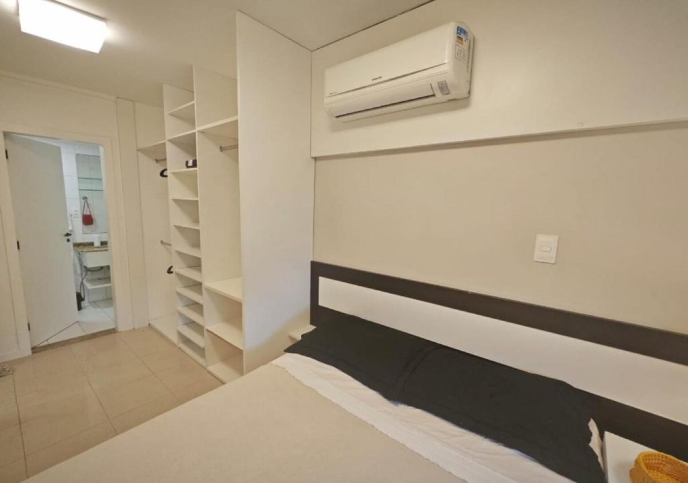 DEPTO DOS (02) DORMITORIOS