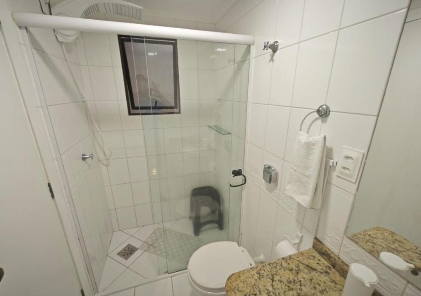 DEPTO DOS (02) DORMITORIOS