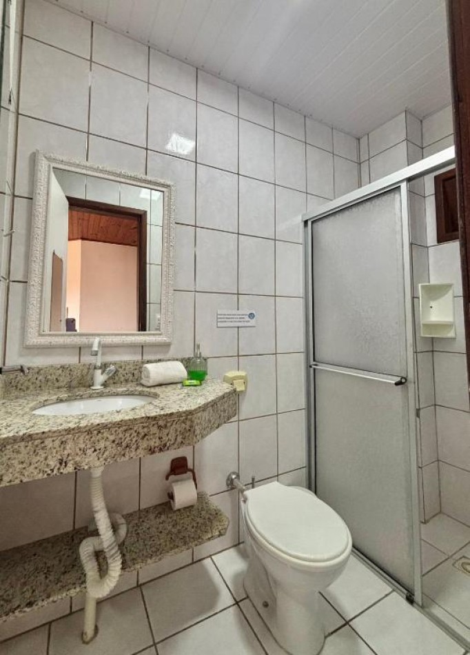 DEPTO UN (01) DORMITORIO (Pousada parquizada)