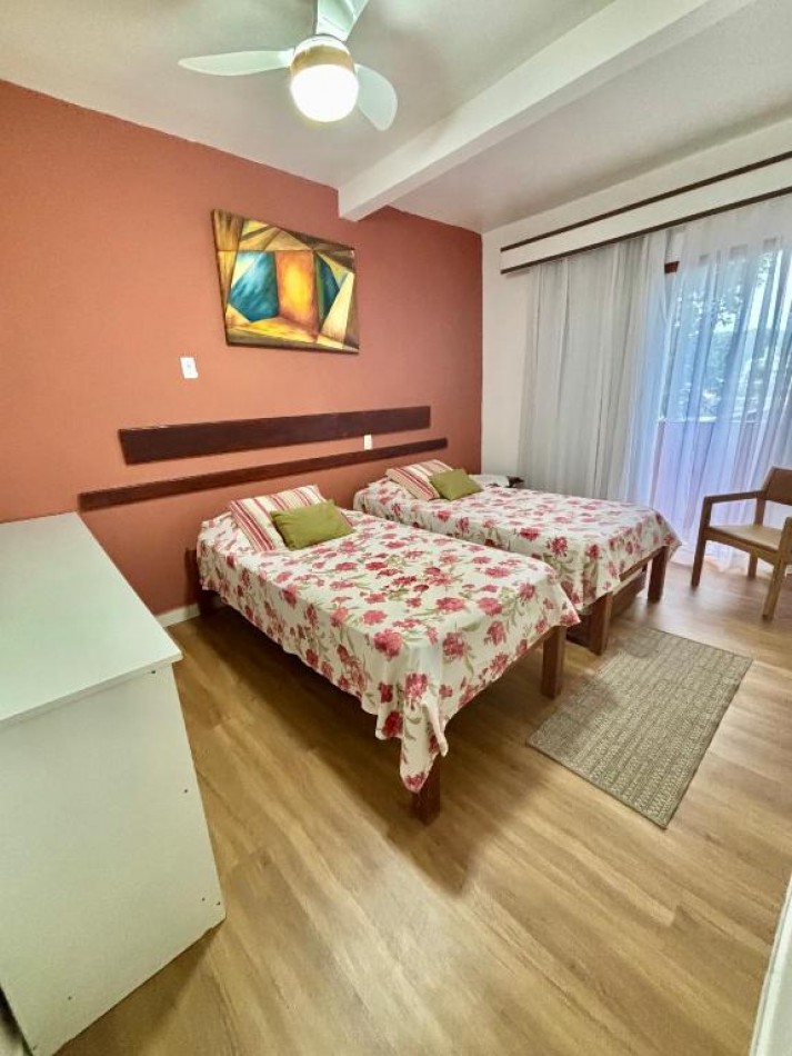 DEPTO UN (01) DORMITORIO (Pousada parquizada)