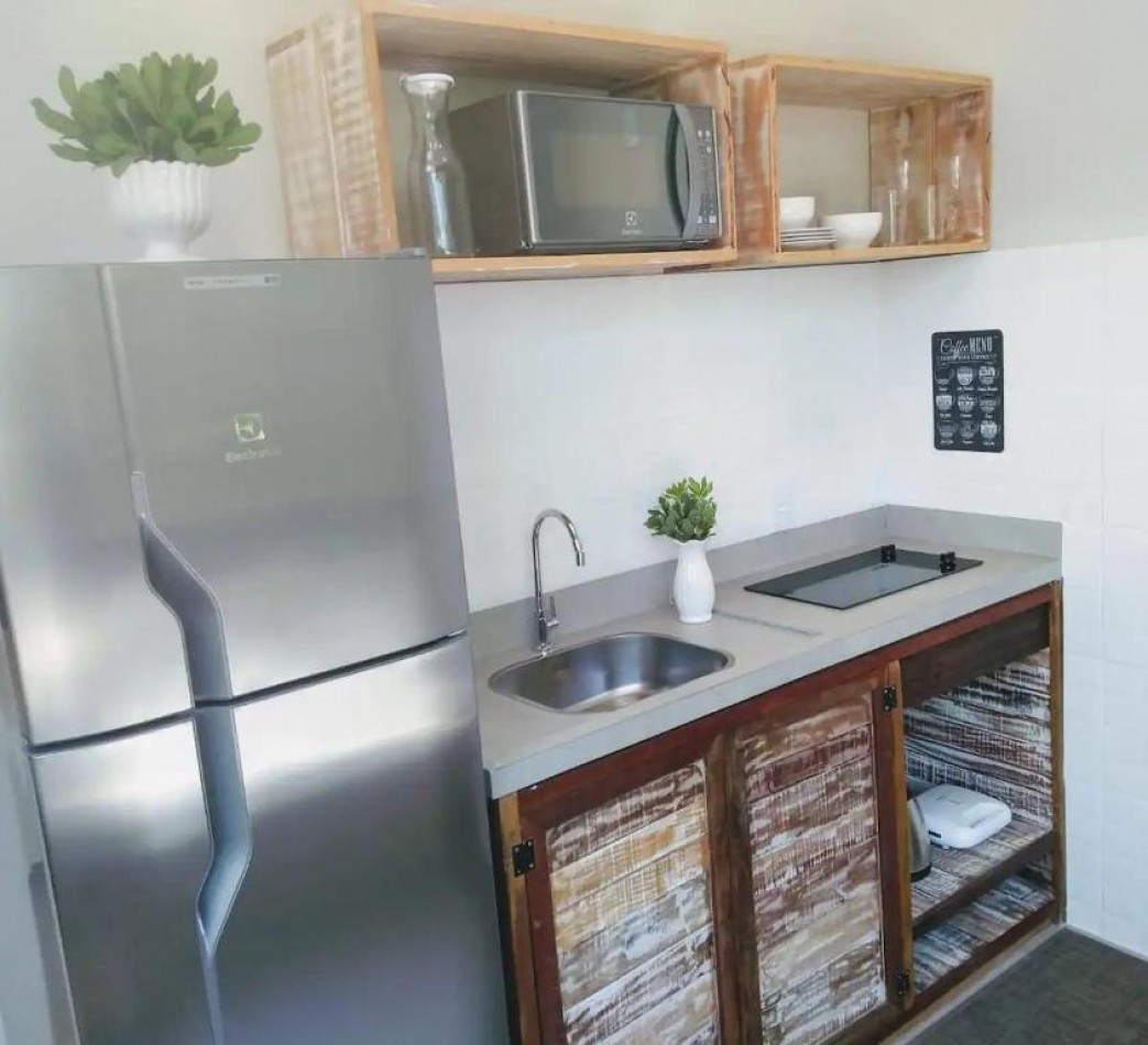 STUDIO (04 personas)