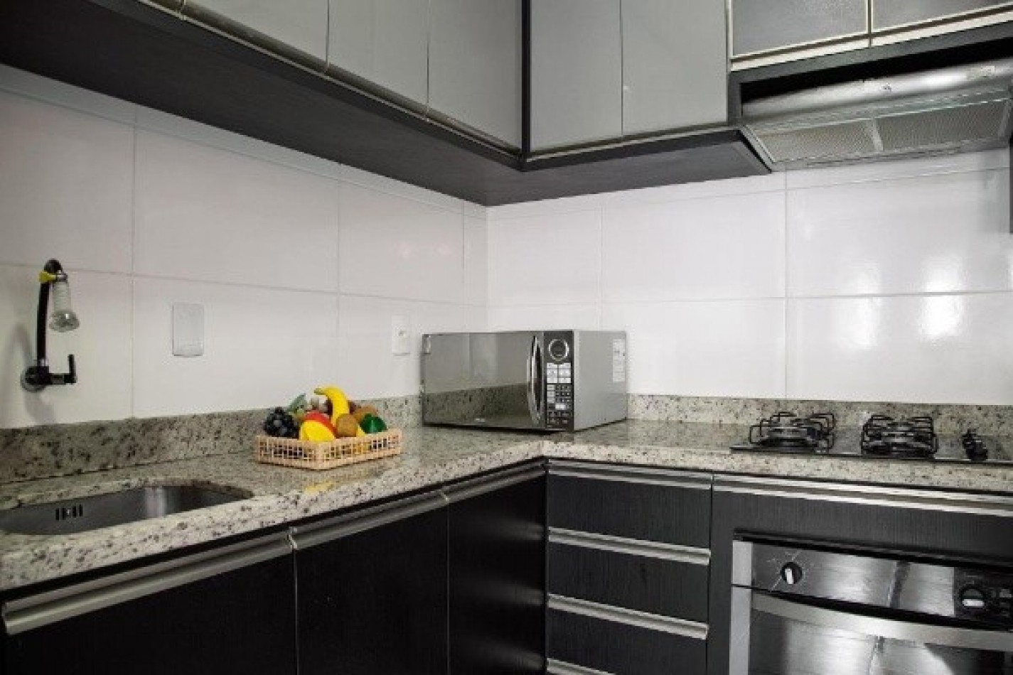 CASA DOS (02) DORMITORIOS