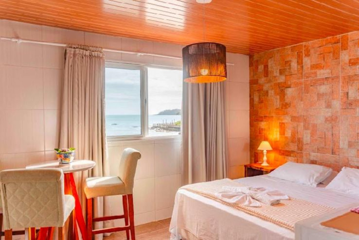 DEPTO UN (01) DORMITORIO (Frente al Mar).