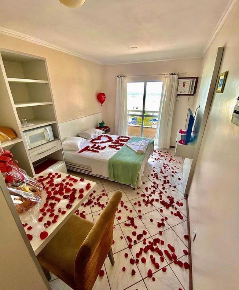 DEPTO UN (01) DORMITORIO (Frente al Mar).