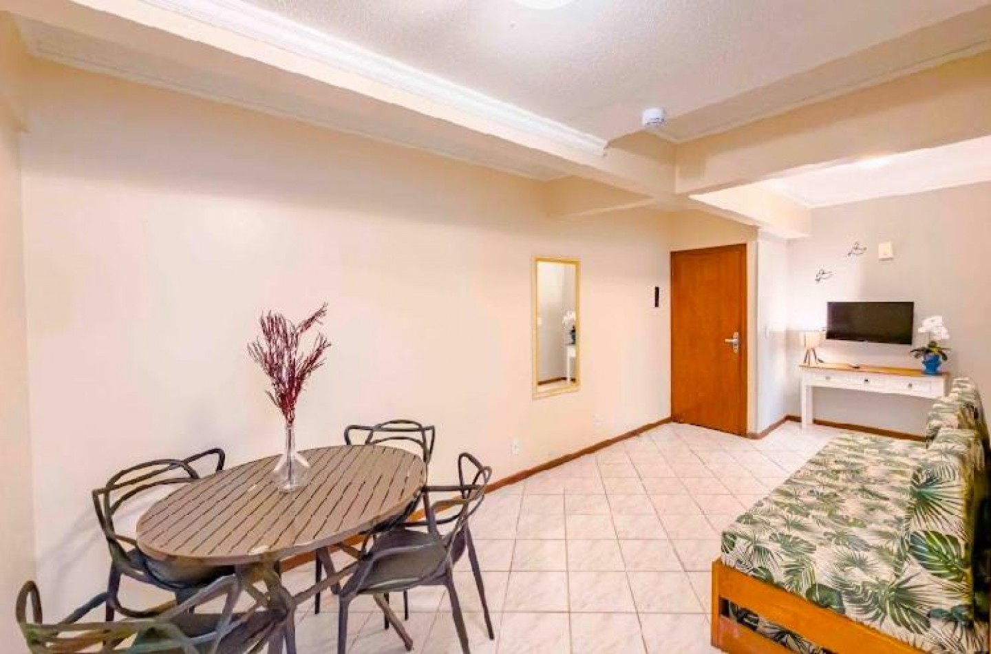 DEPTO UN (01) DORMITORIO (Frente al Mar).