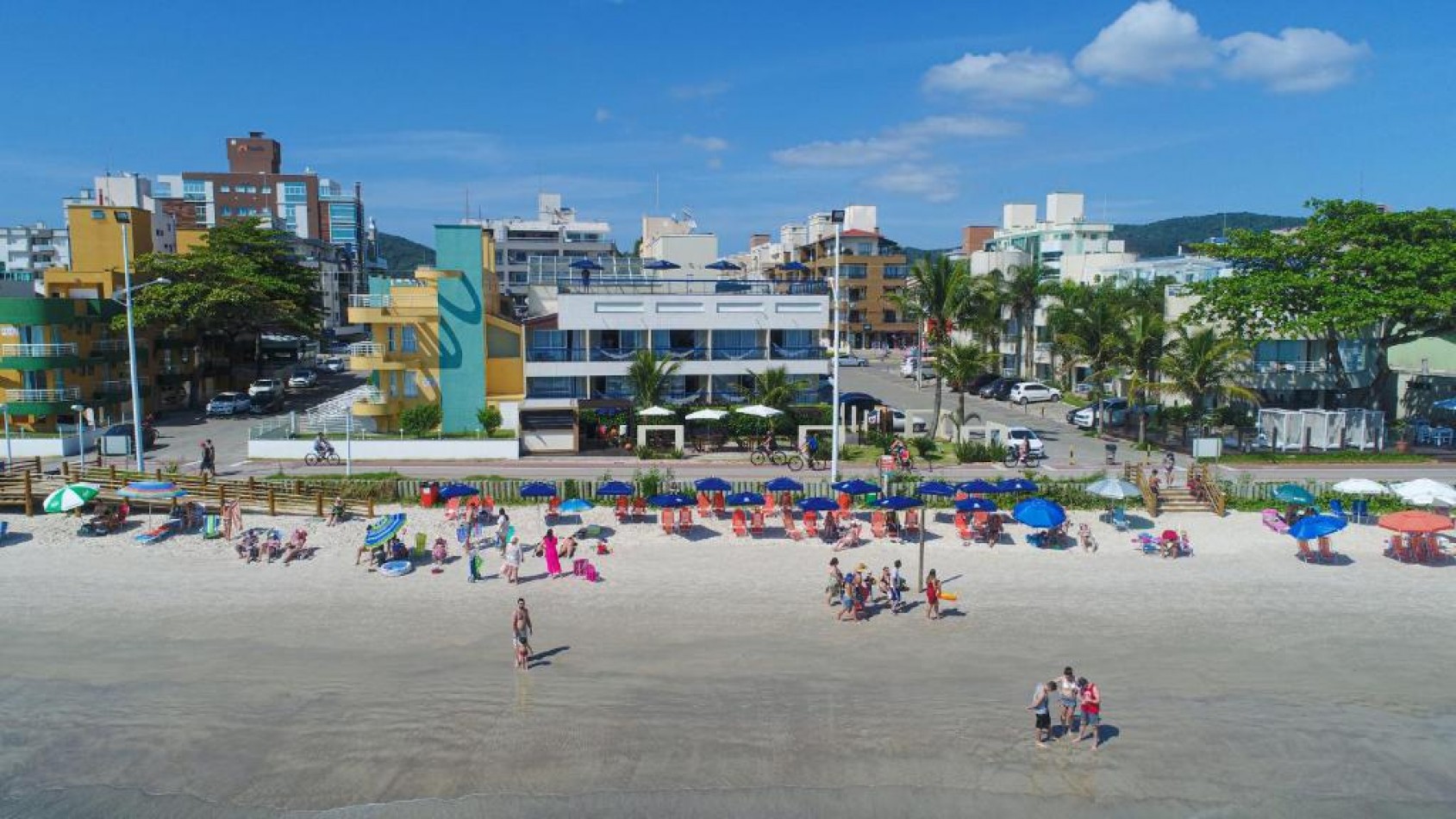 DEPTO UN (01) DORMITORIO (frente al mar)