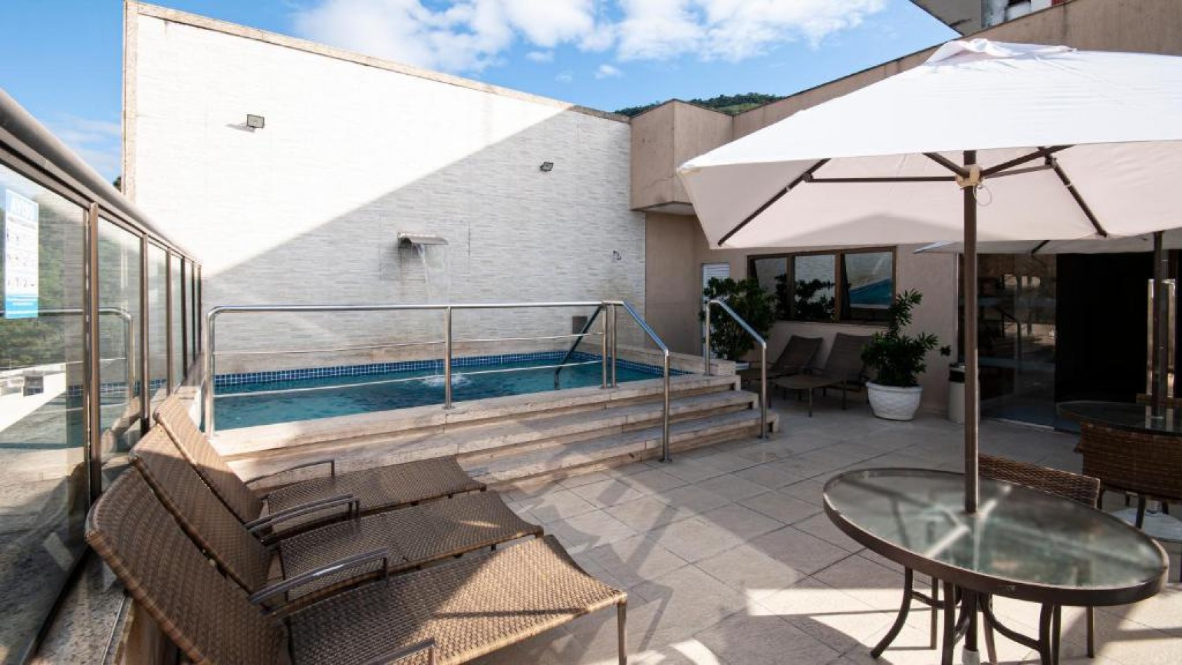 HOTEL EN  COPACABANA