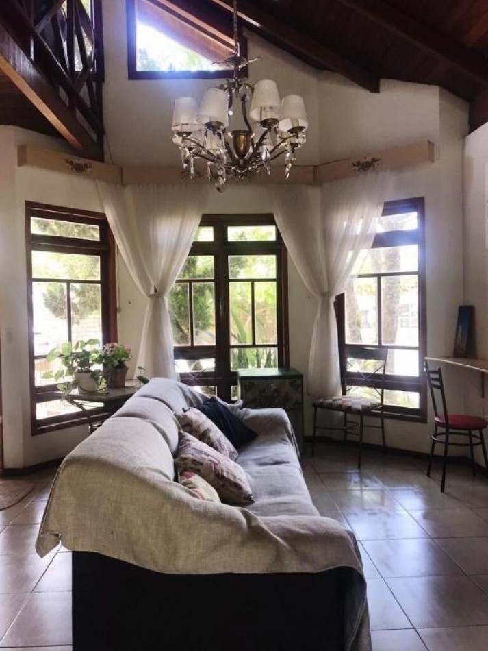 Casa Tres (03) Dormitorios- FRENTE AL MAR